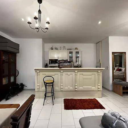 Michaela 4-sterne & Parking Appartement *