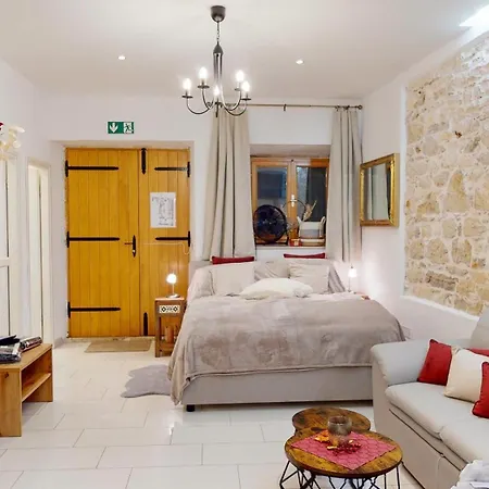 Michaela 4-sterne & Parking * Rovinj